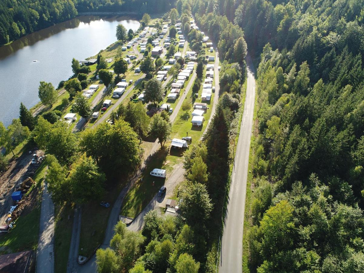 Flossenburg Freizeit- Und Campinganlage Gaisweiher מראה חיצוני תמונה