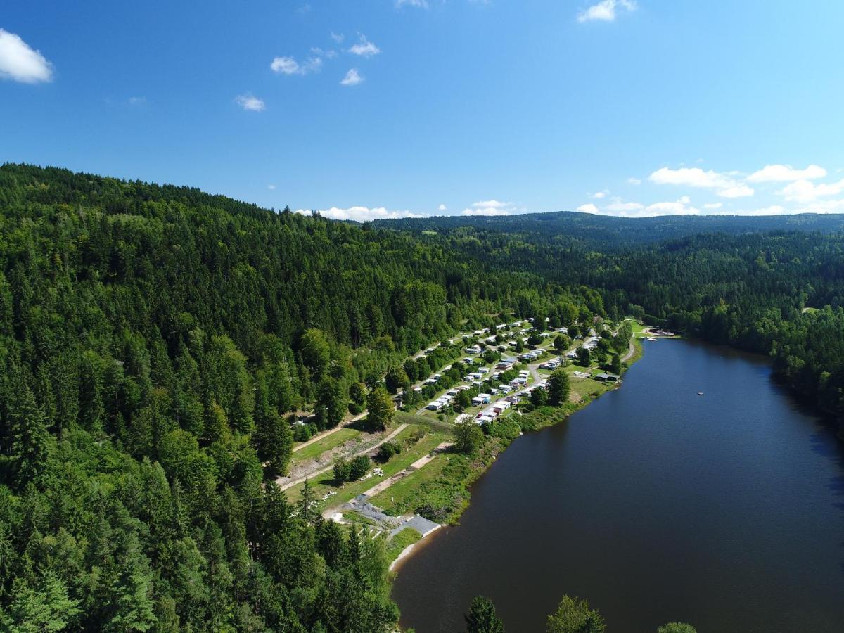 Flossenburg Freizeit- Und Campinganlage Gaisweiher מראה חיצוני תמונה